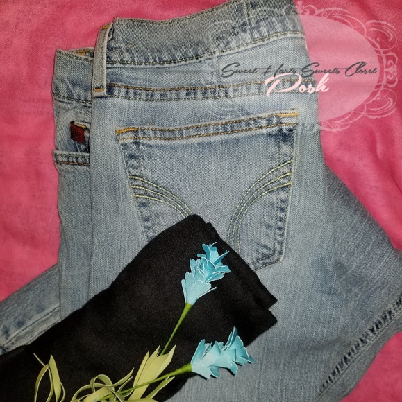 Jeans - Picture 2 of 3